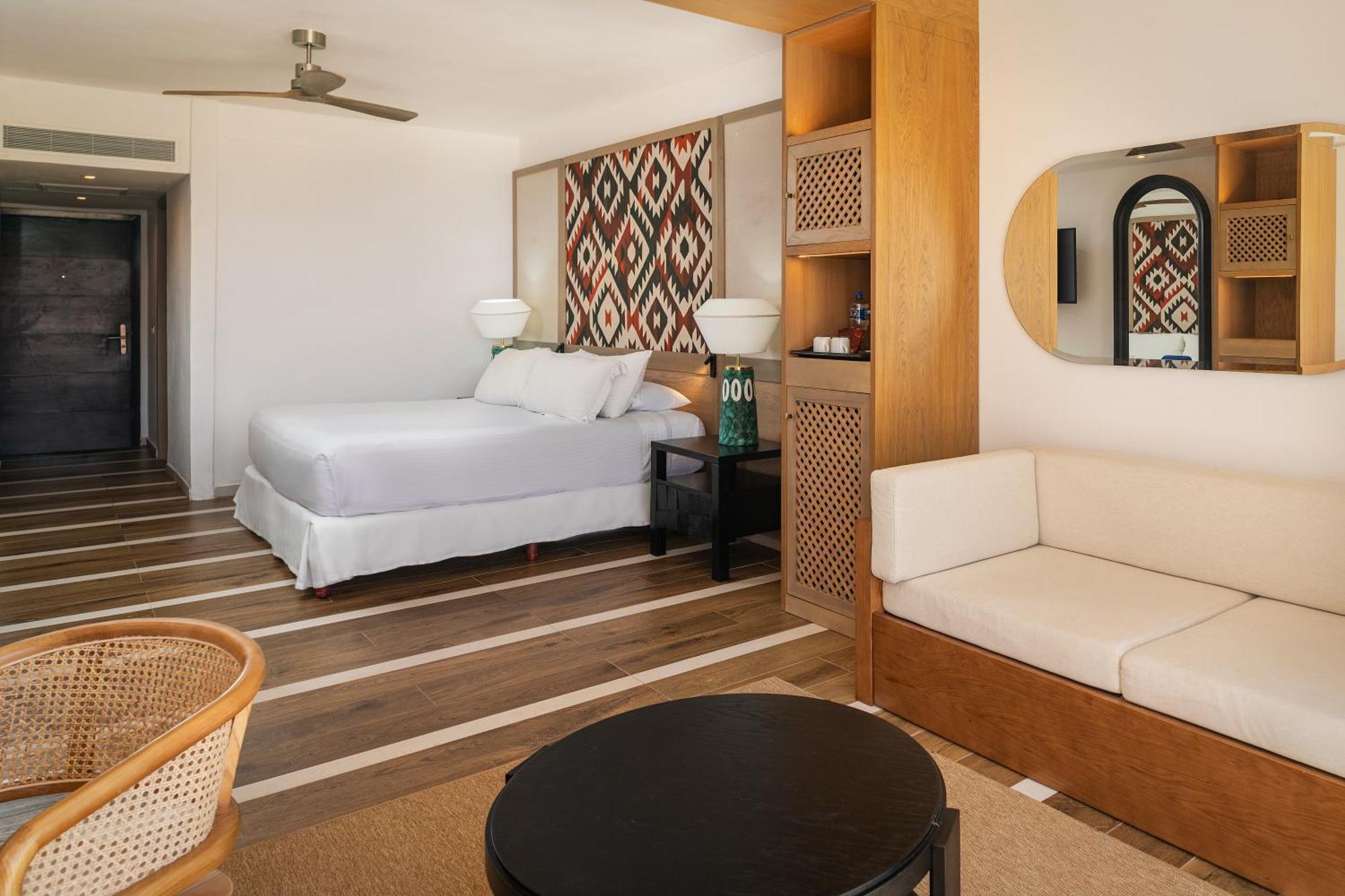 Junior Suite Ocean View El Beso